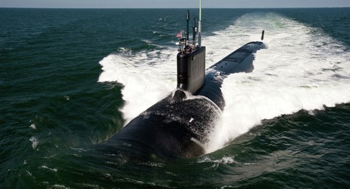 Mỹ sẽ tuyển thủy thủ nữ phục vụ trên tàu ngầm - ảnh 1