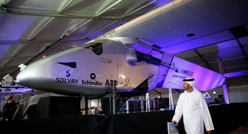 Máy bay năng lượng mặt trời sẽ cất cánh vào tháng tới - ảnh 1