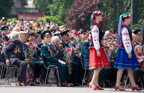 Chính quyền Kiev cắt tiền trợ cấp của cựu chiến binh Thế chiến II? - ảnh 1