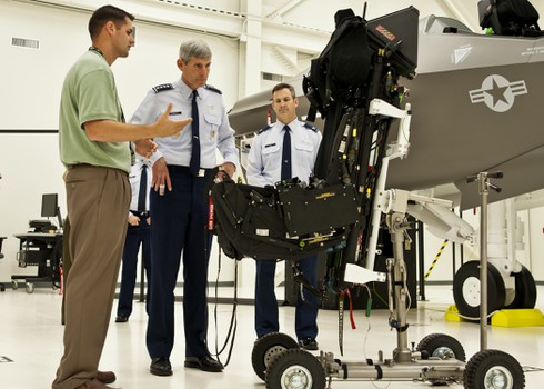 Hàng loạt lỗi kỹ thuật của máy bay đa chức năng F-35 được phát hiện - ảnh 3