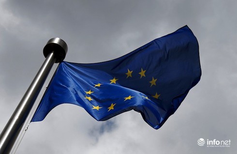 Tin thế giới 18h30: Mỹ đưa thêm tàu chiến đến Đông Á, Trung Quốc tức giận - ảnh 1