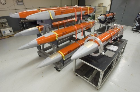 Mỹ chế tạo vũ khí “nghiền nát” hệ thống phòng không Nga, Trung Quốc - ảnh 1