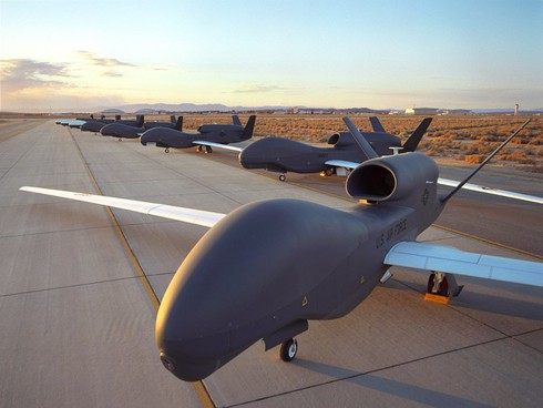 Các tập đoàn quốc phòng Mỹ đã kiếm được bao nhiêu lợi nhuận trong quý qua? - ảnh 2