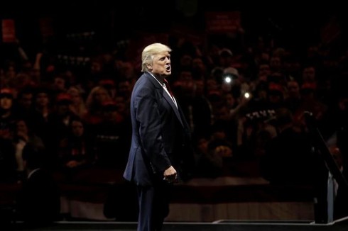 Donald Trump làm lung lay quan hệ làm ăn Trung - Mỹ - ảnh 1