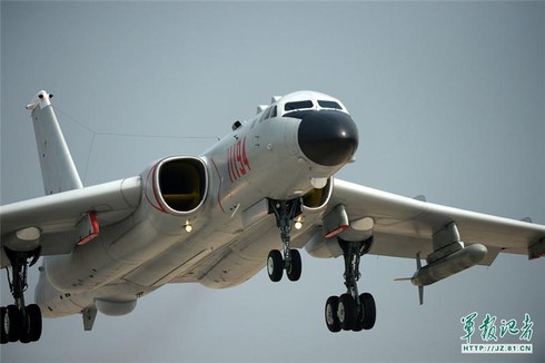 Oanh tạc cơ H-6: Pháo đài “B-52” của Trung Quốc? - ảnh 2