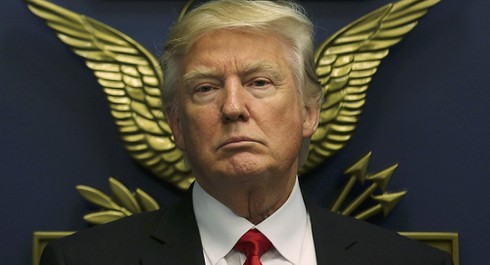 Ông Donald Trump xem xét ký lệnh chống nhập cư mới - ảnh 1