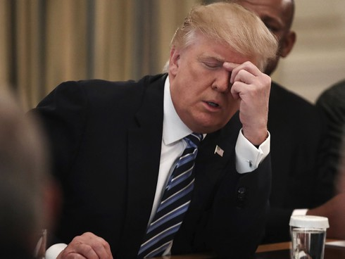 Chia rẽ nội bộ, rối loạn phương hướng đang khiến Trump hoang mang? - ảnh 1