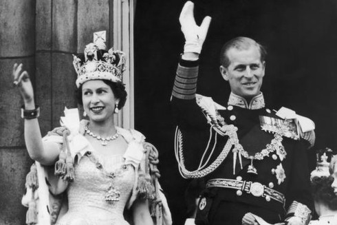 Chân dung người chồng của Nữ hoàng Anh Elizabeth II - ảnh 2