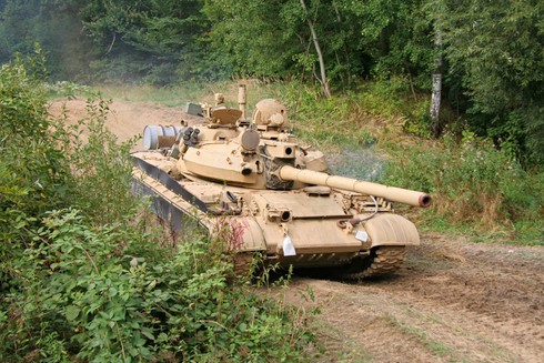 Cận cảnh dàn xe tăng “khủng” của Quân đội Nga - ảnh 2