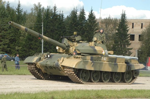 Cận cảnh dàn xe tăng “khủng” của Quân đội Nga - ảnh 3