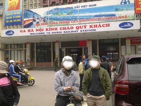 Vé tàu Tết: Hỏi “cò” thì ngày nào cũng có! - ảnh 1