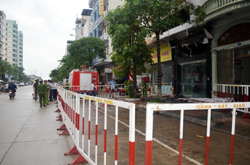 Hiện trường vụ 5 người chết cháy trong tiệm vàng ở Quảng Ninh - ảnh 5