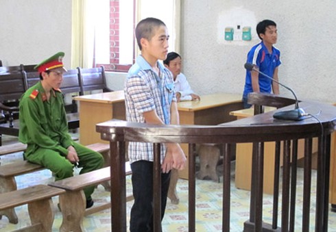 Hỏi cưới không thoát tội hiếp dâm trẻ em - ảnh 1