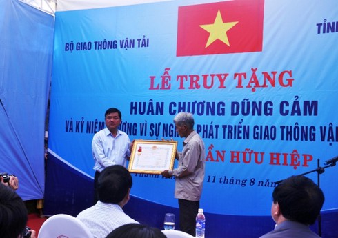Đề nghị công nhận liệt sỹ cho anh Hiệp nhường áo phao cứu người - ảnh 1
