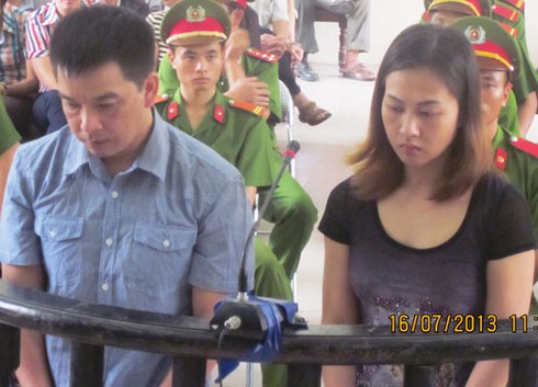 Tức nhân tình đi mua dâm, người đàn bà đẹp đẩy anh ruột thành sát nhân - ảnh 1