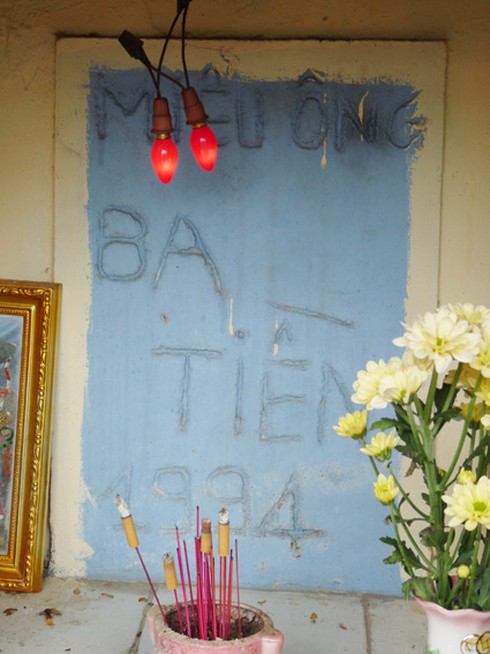 Ly kỳ chuyện dân lập miếu thờ một công an - ảnh 1