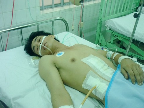 Đến chơi, đâm 2 chị em gái dã man rồi tự vẫn - ảnh 1