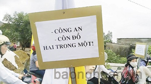 Lừa dối bề trên, vu khống chính quyền - ảnh 1