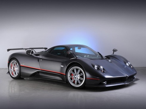 Pagani và những chiếc xe huyền thoại 11