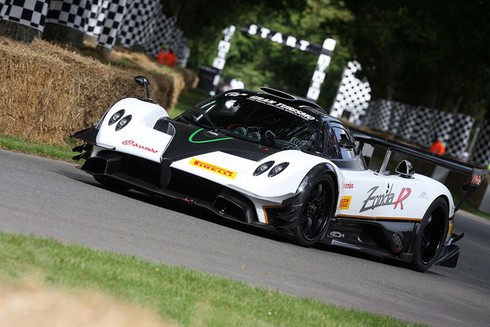 Pagani và những chiếc xe huyền thoại 23
