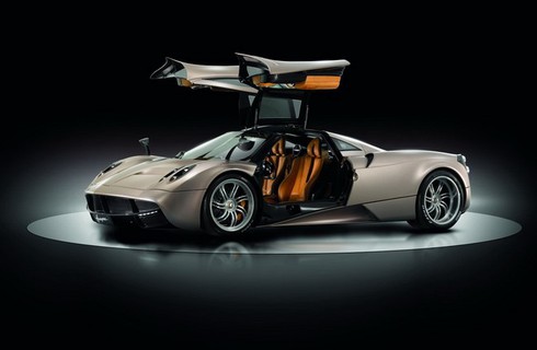 Pagani và những chiếc xe huyền thoại 25