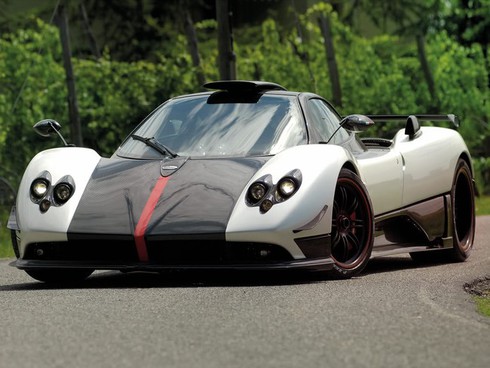 Pagani và những chiếc xe huyền thoại 7