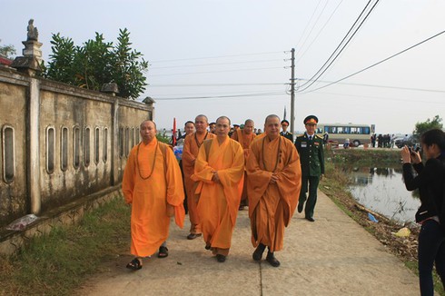 Lễ triệu tổ thiêng liêng ở Vũng Chùa - ảnh 1