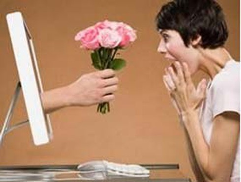 Bạn trai ảo lừa hàng tỷ đồng qua mạng - ảnh 1