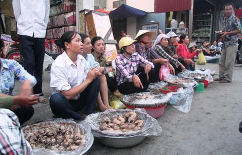 Mùa này, ai về ăn thịt chuột Tú Đôi… - ảnh 1