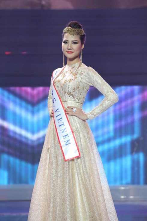 Ghi sai tên Việt Nam, tổ chức Mrs. World xin lỗi - ảnh 1