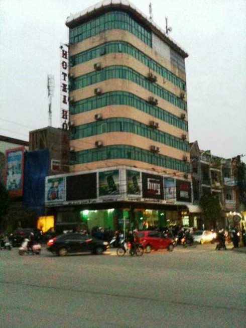 Bắt tạm giam chủ khách sạn vì cưỡng đoạt tài sản - ảnh 1