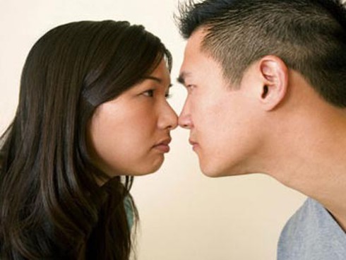 Từ ngày mai, chửi vợ, chửi chồng bị phạt tiền - ảnh 1