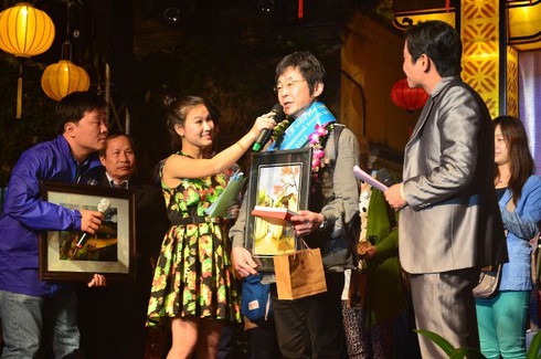 Hội An rực rỡ mừng năm mới 2014 - ảnh 9