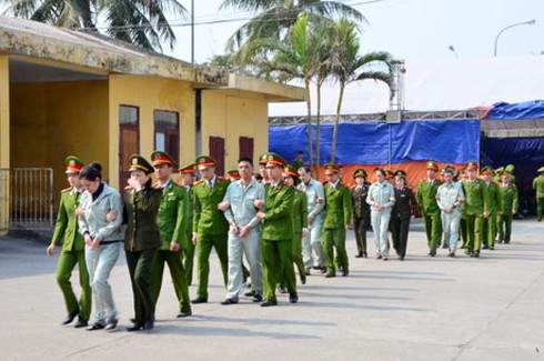 Tuyên tử hình 30 bị cáo vụ 32.000 bánh heroin - ảnh 3