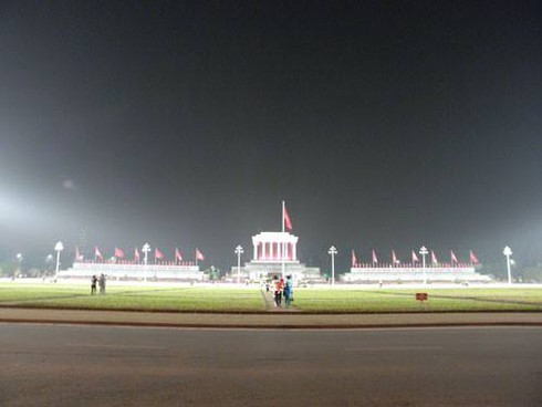 Không khí đón giao thừa Giáp Ngọ 2014 - ảnh 97