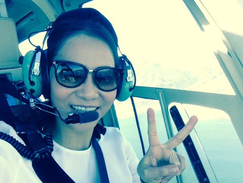 Thu Minh đi trực thăng cùng chồng du ngoạn Nam Phi - ảnh 2