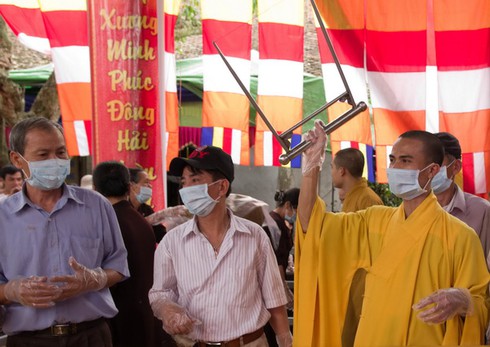 Quá trình gói bánh chưng