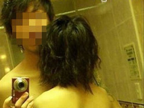 Lãnh án vì hạ nhục bạn gái bằng