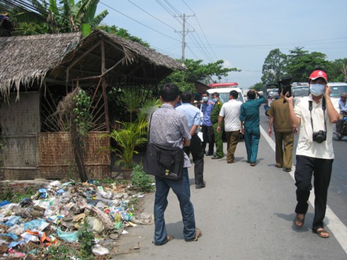 Phát hiện thi thể nữ giới trong quán cà phê - ảnh 1