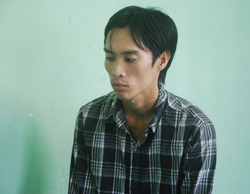 Yêu không được, ép bạn gái uống thuốc trừ sâu - ảnh 2