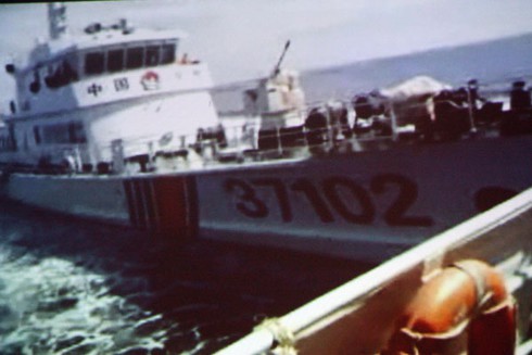 Họp báo quốc tế: Tàu Trung Quốc đã chủ động đâm tàu Cảnh sát biển VN - ảnh 3