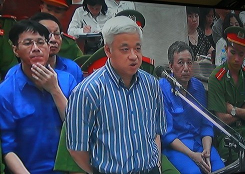 Ông Nguyễn Bá Thanh có mặt quan sát phiên xử