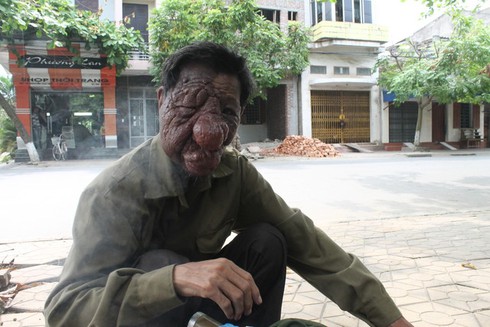 Người 40 năm mang gương mặt