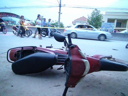 Hỗn chiến ở quán cà phê, 1 người bị đâm chết - ảnh 3