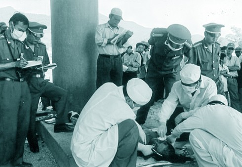 Người 14 năm vén màn bí ẩn từ việc “giải phẫu” tử thi - ảnh 1