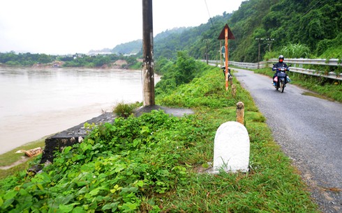 Vẫn “trắng xóa” trên cột cây số “Tình Yêu” – “Chia Tay” - ảnh 4