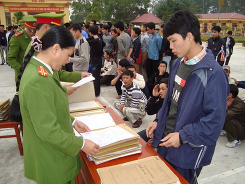 Đề xuất cấp báo Nhân dân cho phạm nhân - ảnh 1