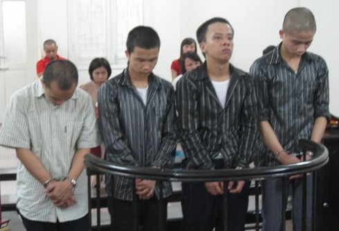 Nổi máu tà dâm, cả bầy lĩnh án - ảnh 3