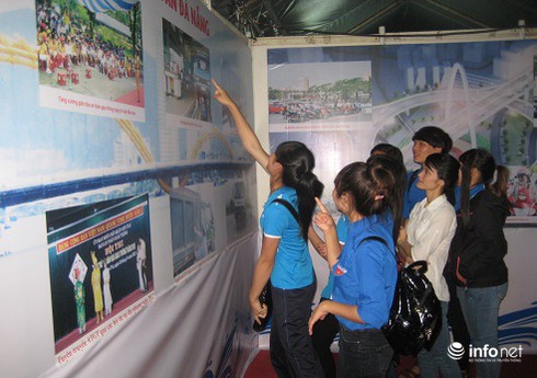 Hội thi tuyên truyền lưu động về ATGT năm 2014 tại Đắk Lắk - ảnh 8