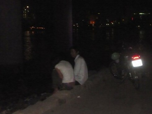 Cướp 600.000 đồng,